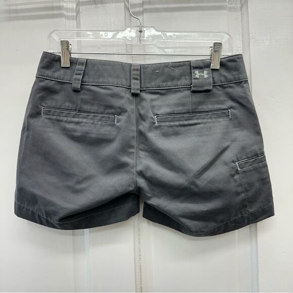 NWOT Under Armour performance grey shorts women's 4 inseam is 4.5 - Picture 2 of 4